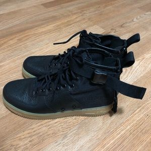 Nike - AF1 Mids - Black Gum - 9 Mens